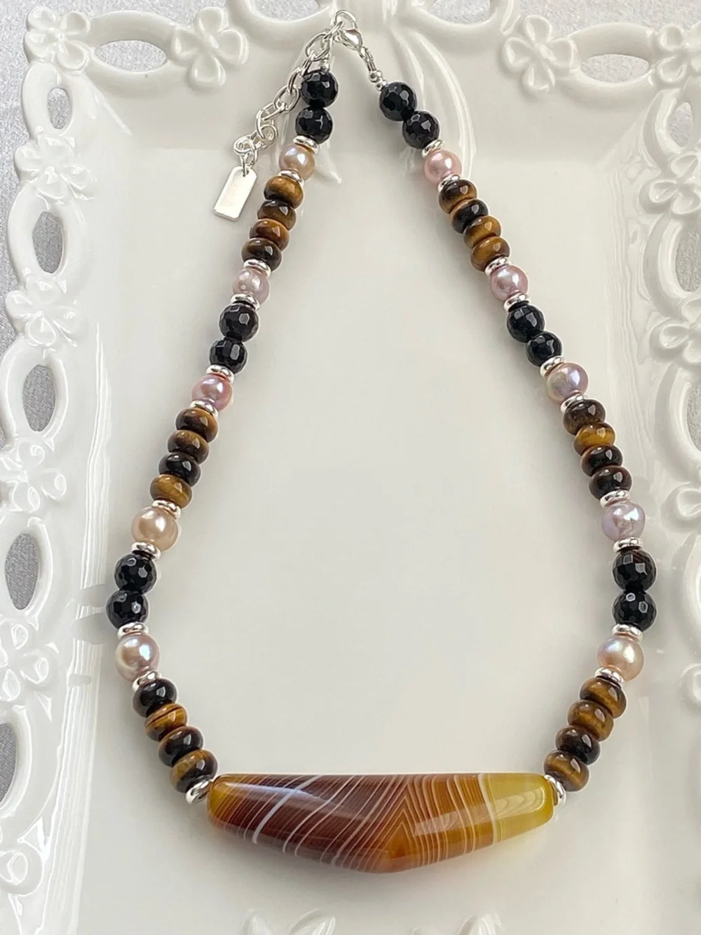 GP58-Handmade Agate, Tiger’s Eye, Onyx And Freshwater Pearl Necklace - Picture 2 of 15